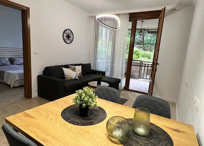 Apartman Eve Santa Marina Ii - Sea, Pools, Relax