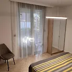 Eve Santa Marina Ii - Sea, Pools, Relax Apartment *