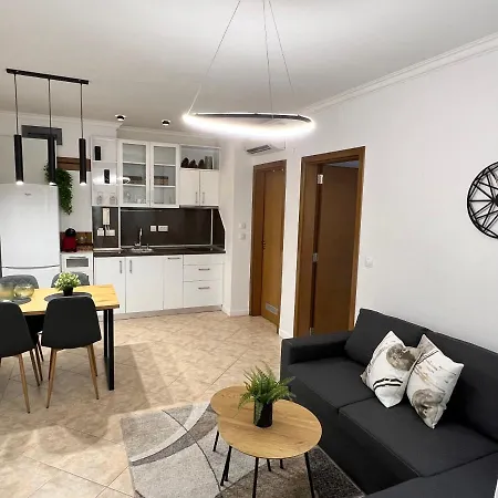 Eve Santa Marina Ii - Sea, Pools, Relax Apartmán *