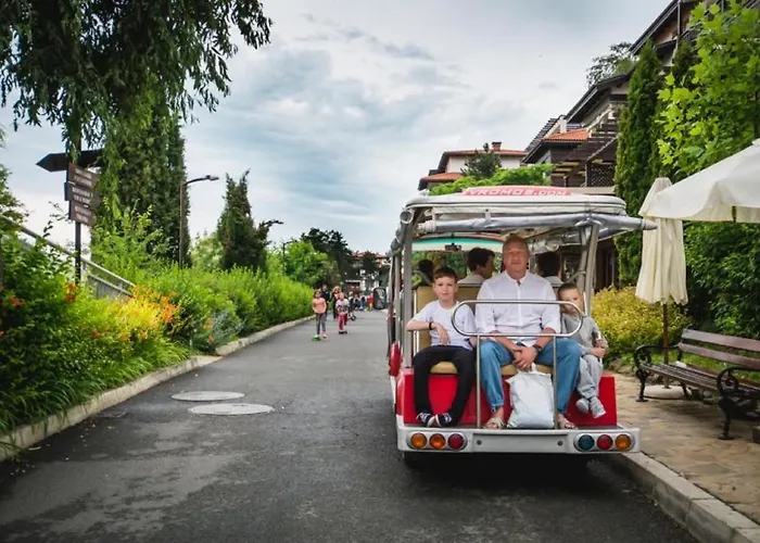 Eve Santa Marina Ii - Sea, Pools, Relax Apartamento *